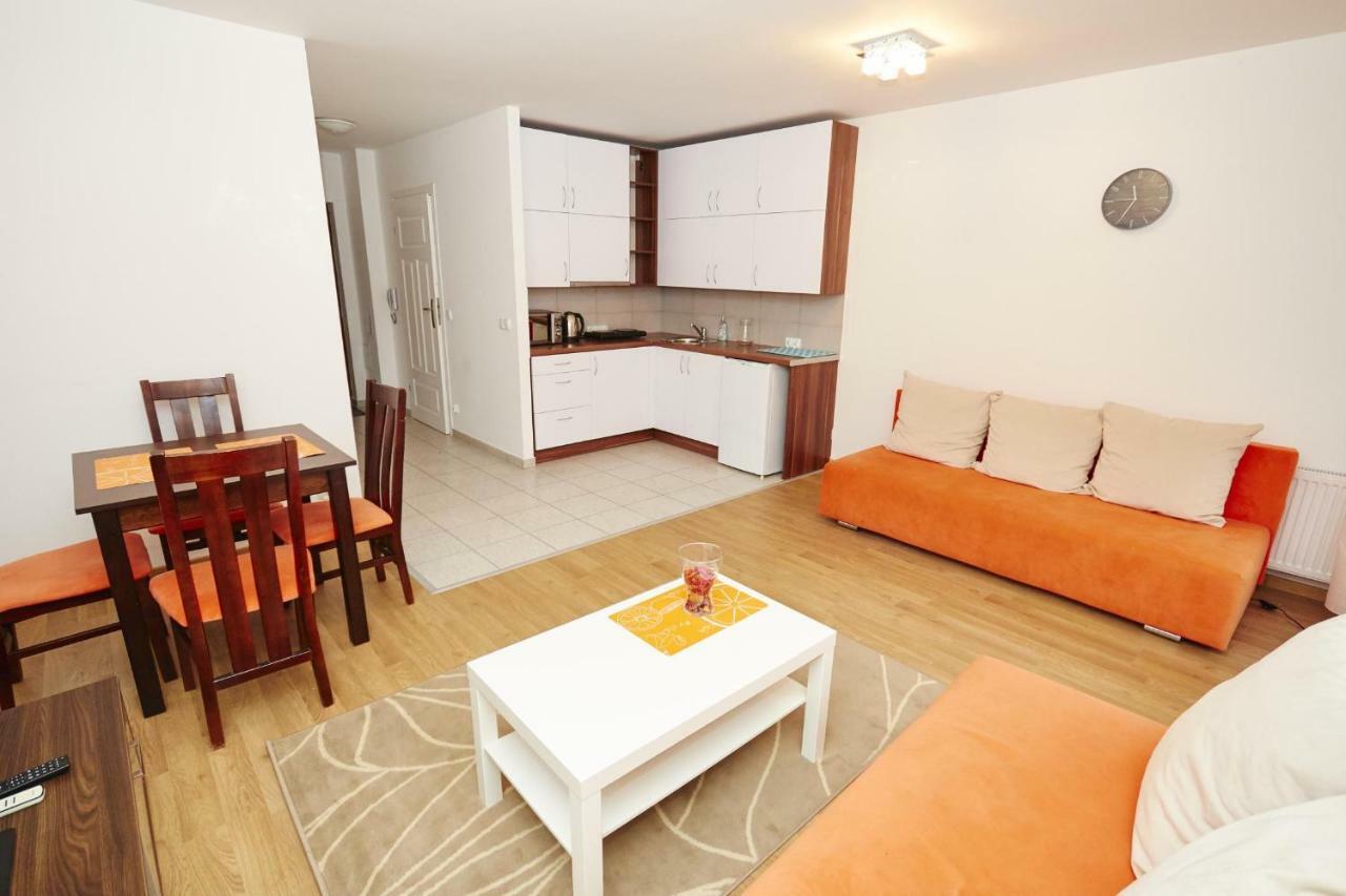 Apartamenty Miedzymorzem クリニツァ・モルスカ エクステリア 写真